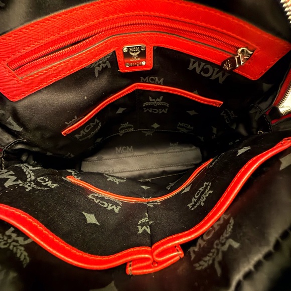 AUTHENTIC MCM Bold Red Messenger/Crossbody and Shoulder Bag! UNISEX - Picture 10 of 15